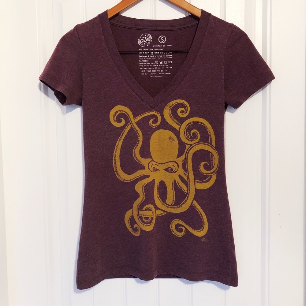 OLE octopus print tshirt 🇨🇦 - size S